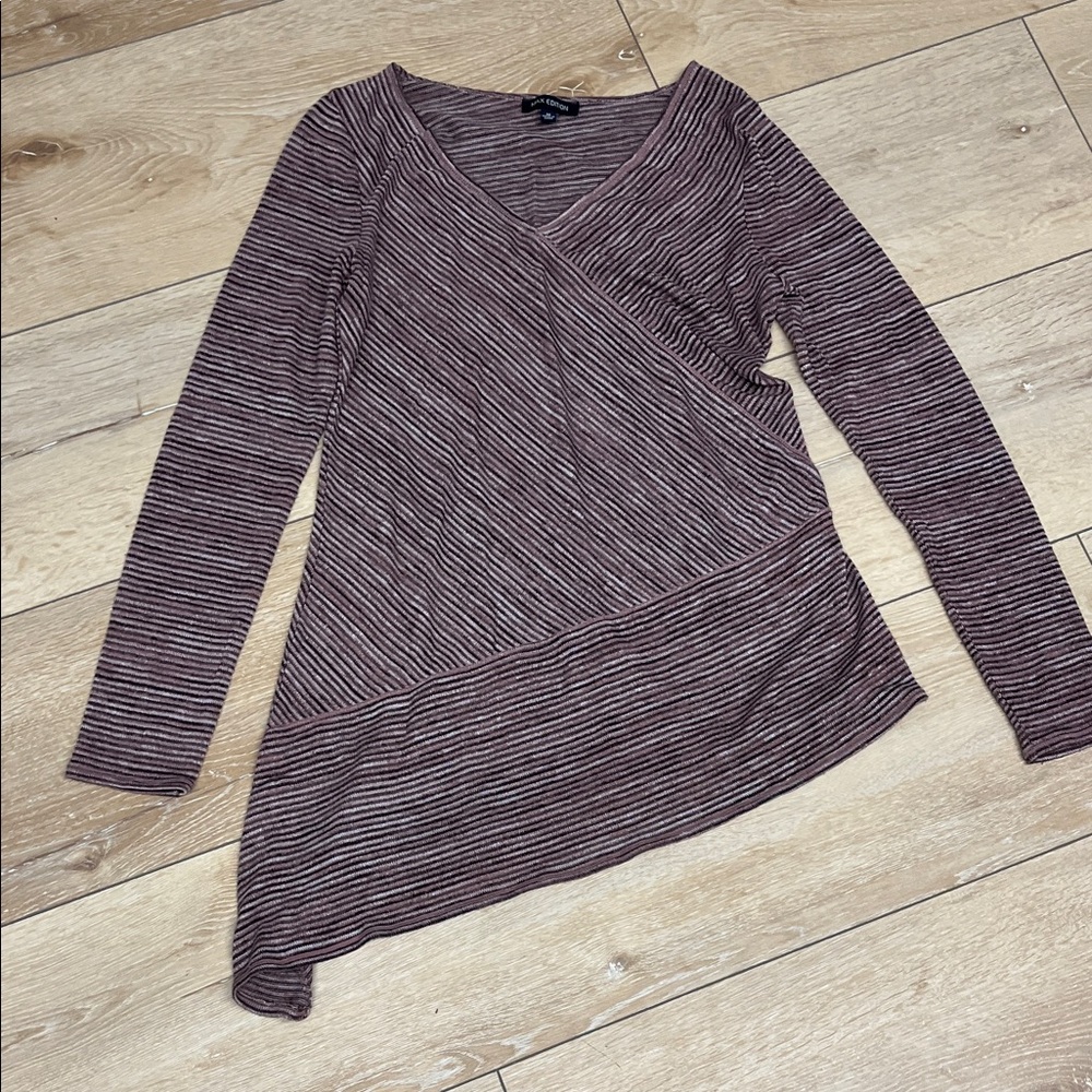 Max Edition Textured Knit Top in Black and Brown